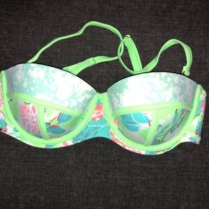 Like new Victoria Secret bikini top 34D